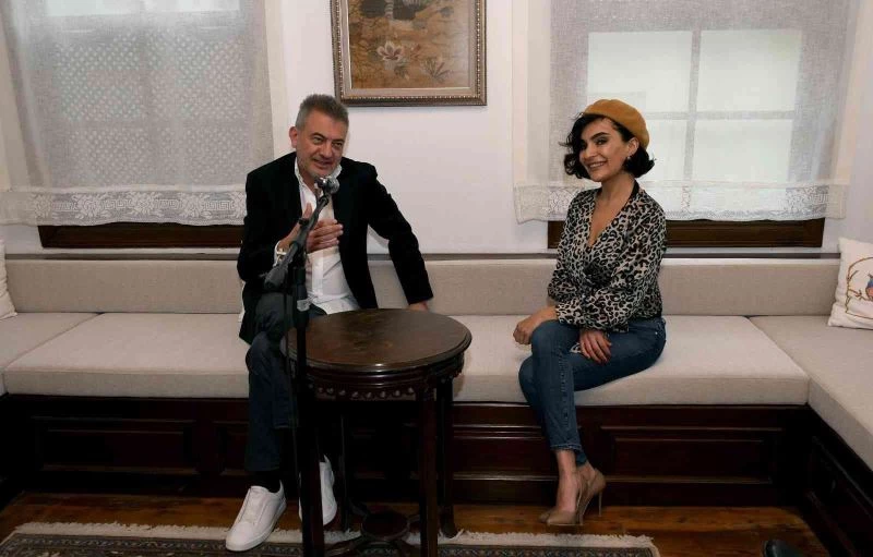 Kürşat Başar ile ‘Başucumda Müzik’ Çalıkuşu Kültür Evi’ne konuk oldu
