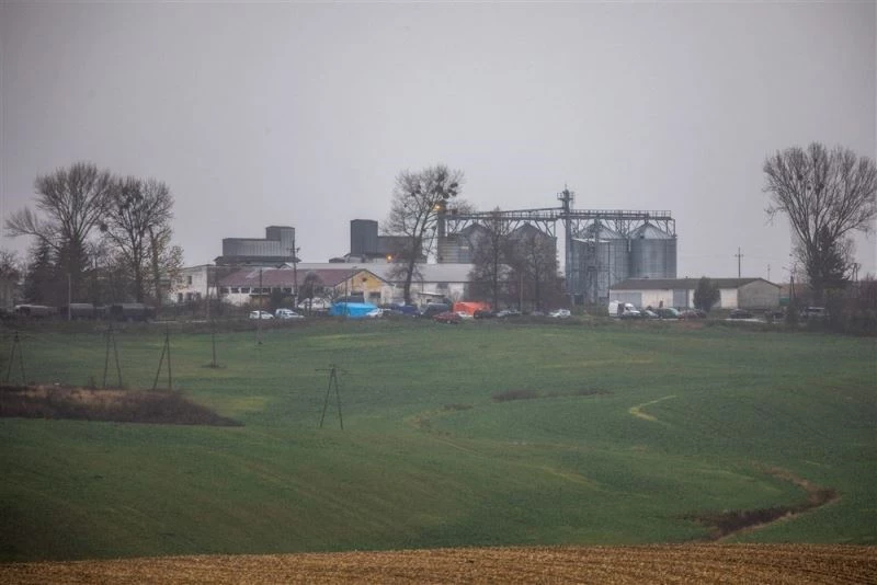 Ukrayna, füzelerin düştüğü Polonya’daki bölgeye acil erişim talep etti
