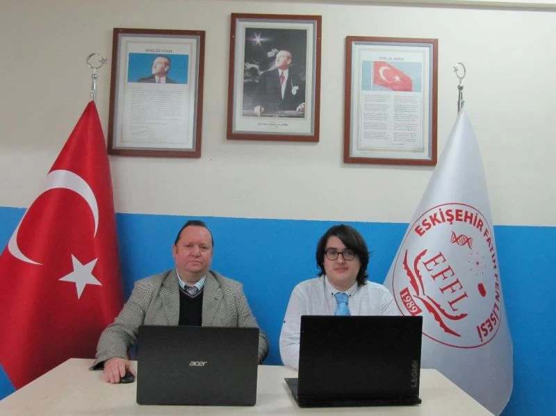 Eskişehir Fatih Fen Lisesi ‘Fizik’ projeleri ile ‘Dünya Birincisi’ oldu

