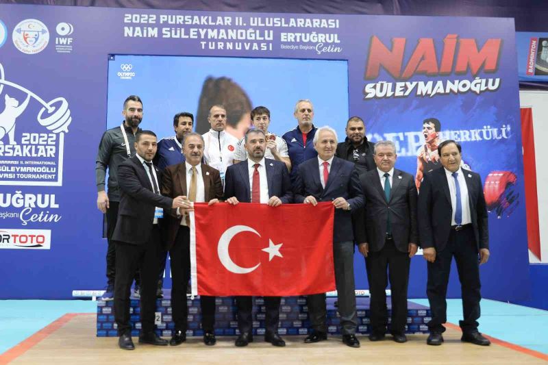 Pursaklar 2. Uluslararası Naim Süleymanoğlu Halter Turnuvası’nda Türkiye rüzgarı
