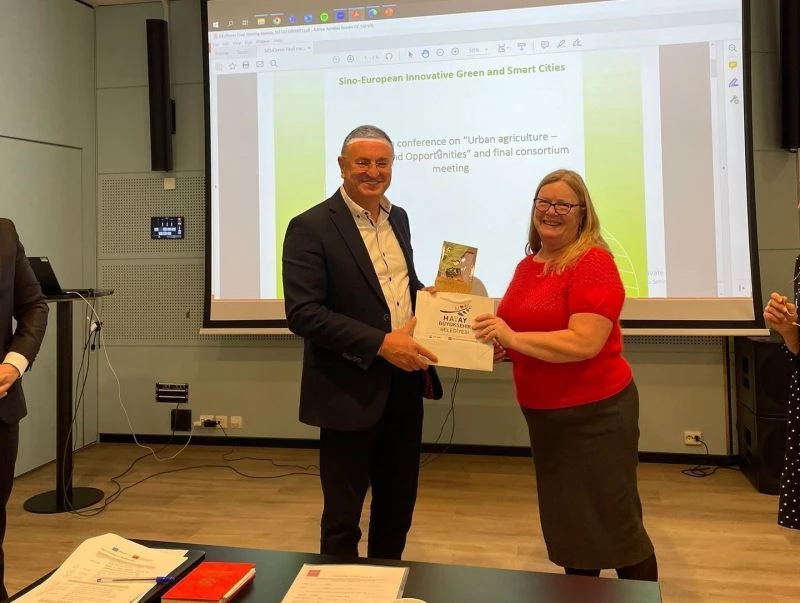 Norveç’te 17 ülke şehirleri arasında Hatay’a en başarılı şehir ödülü