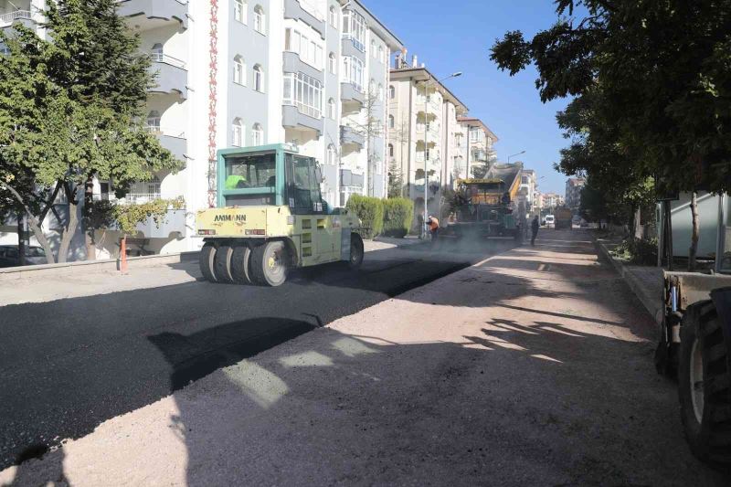 Güzelyurt mahallesinde  sıcak asfalt serim tamamlandı
