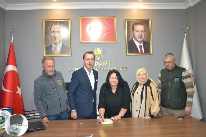 İYİ Partili Ayşegül Eltimur, AK Parti’ye katıldı
