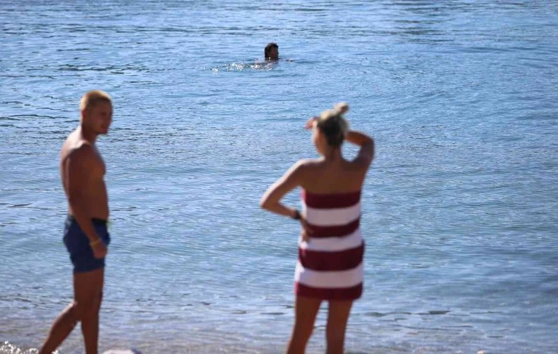 Gece kabusu yaşadılar, sabah denize girdiler
