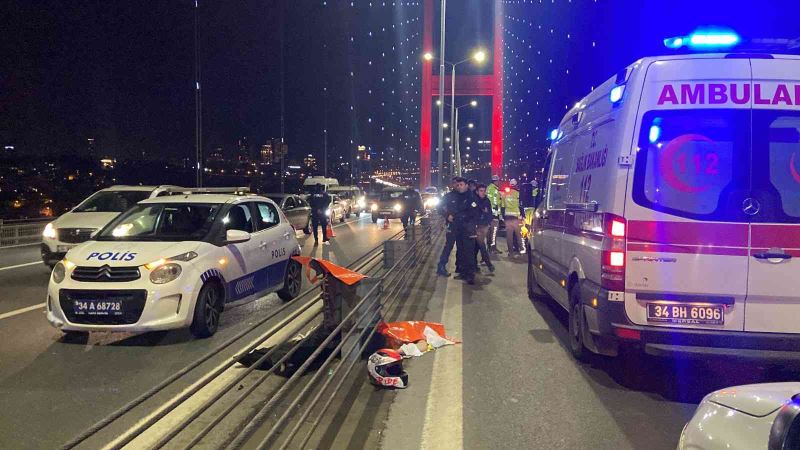 15 Temmuz Şehitler Köprüsü’nde feci kaza: Motosiklet bariyere çarptı, 1 ölü 1 yaralı
