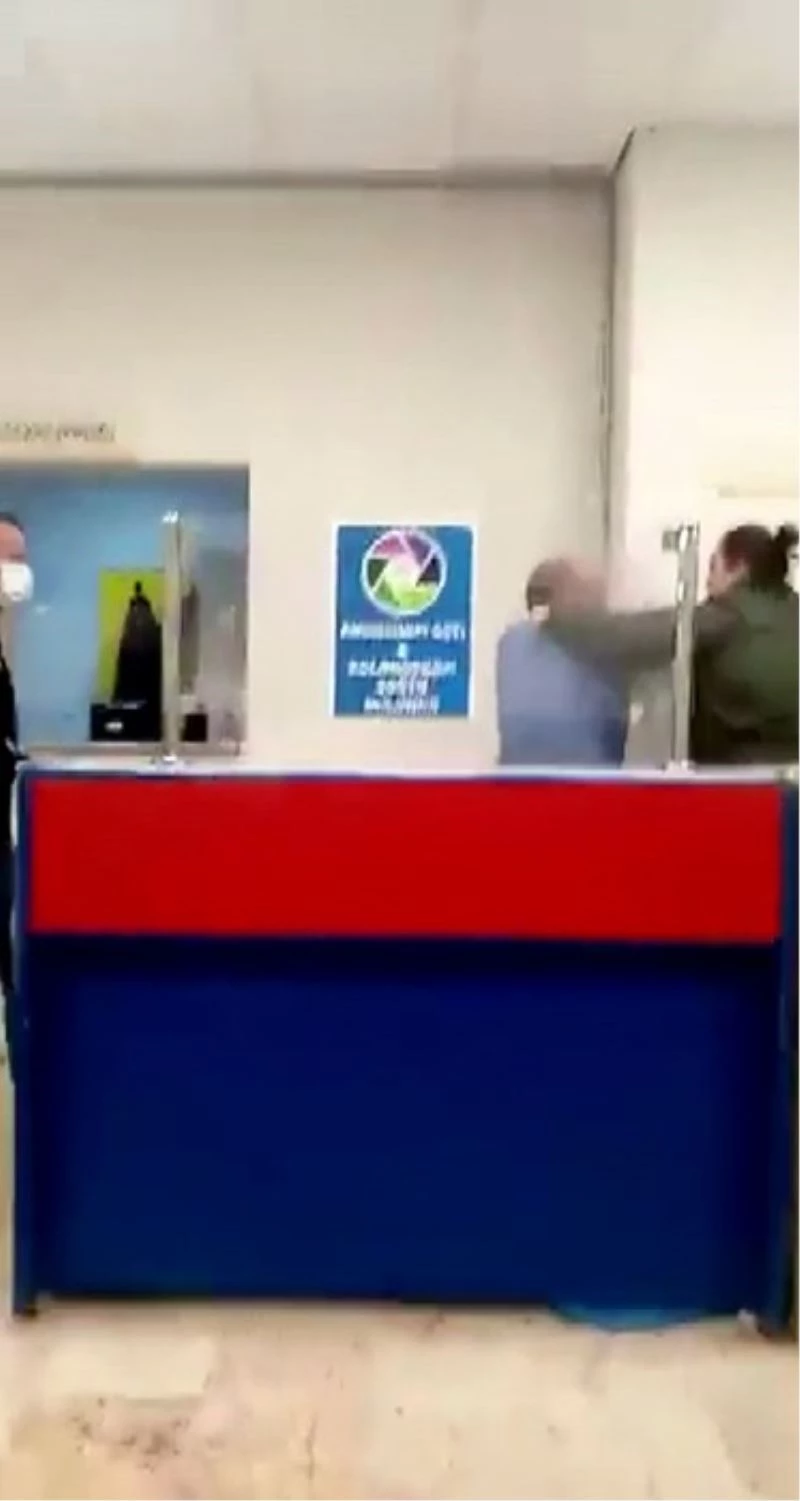 Hasta yakını sağlık çalışanına saldırdı, ısırdı: O anlar kamerada
