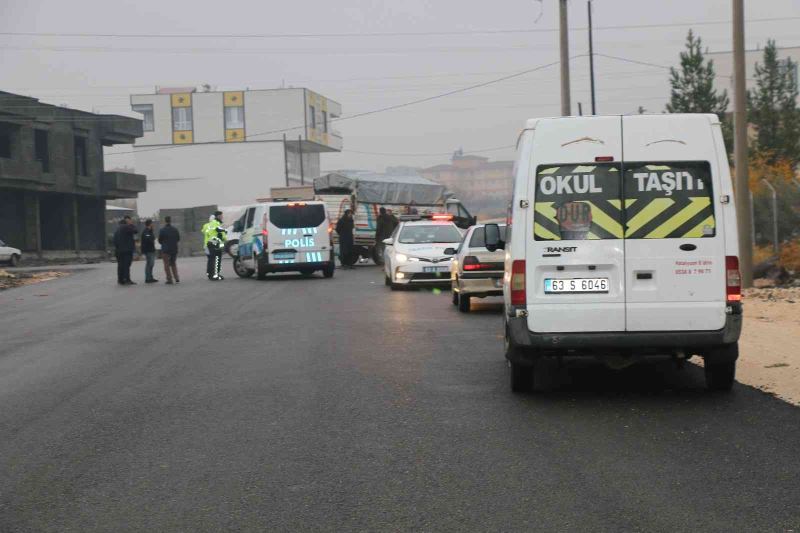 Siverek’te öğrenci servisinin de içinde bulunduğu zincirleme kaza: 13 yaralı
