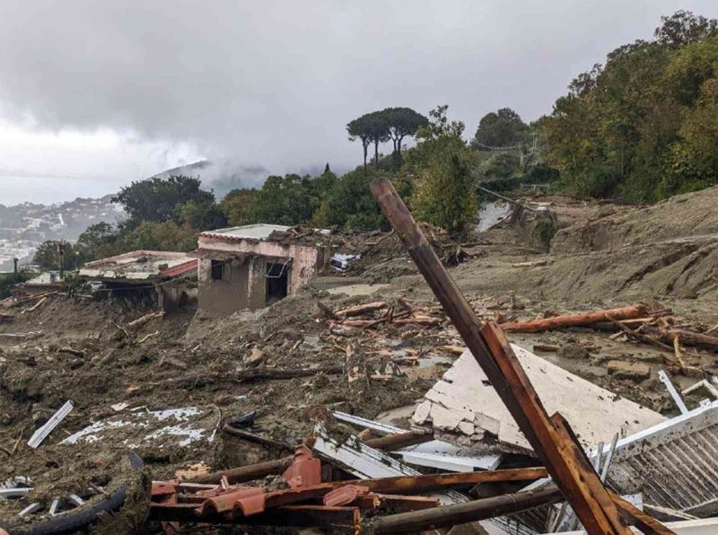 İtalya’nın Ischia Adası’nda heyelan: 8 ölü
