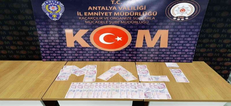 Antalya’da piyasaya sahte para süren 1 şüpheli tutuklandı
