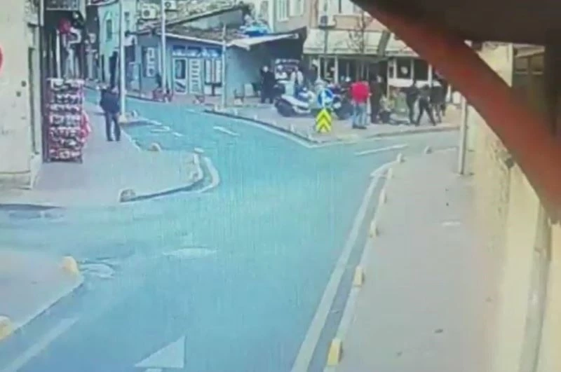 Fatih’te kavgayı ayırmak isterken canından olmuştu, o anların görüntüsü ortaya çıktı
