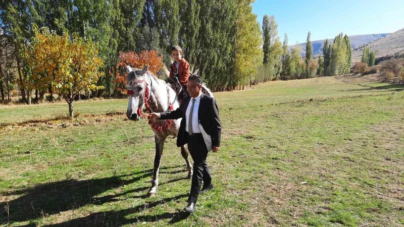 Özel eğitim öğrencilerinin ata sporlarına ilgisi sürüyor
