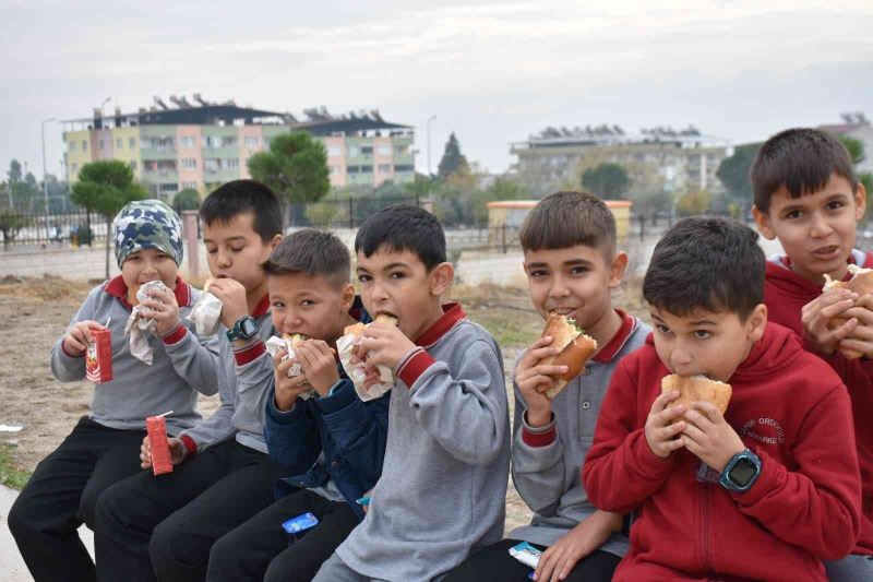Buharkent’te öğrencilere balık tüketiminin önemi anlatıldı
