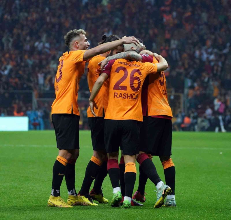 Galatasaray evindeki yenilmezliğini sürdürdü
