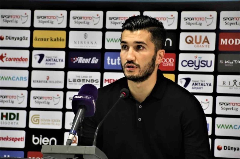 Nuri Şahin: “Zorunlu bir değişiklik yapmak zorunda kaldık, değiştirdik ve tuttu”
