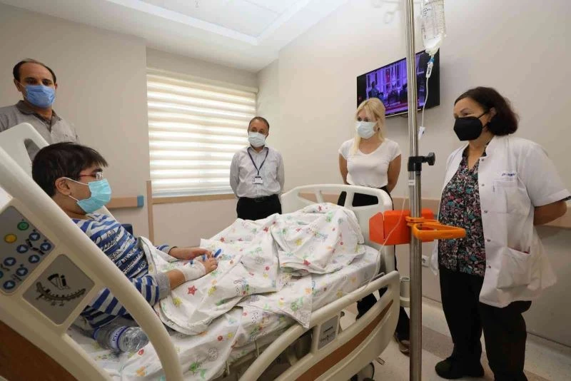 AÜ’de 317 nakilden 163’ü canlı vericiden 21’i ise kadavradan oldu
