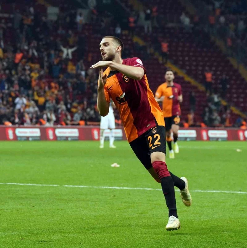 Berkan Kutlu ilk golünü attı