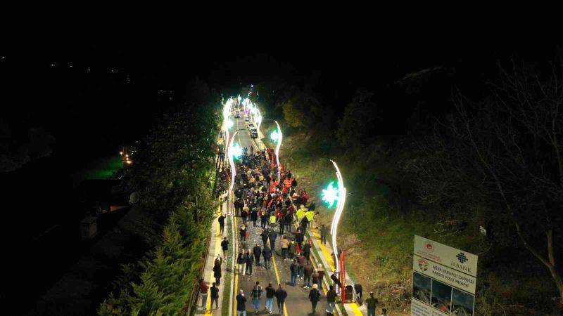 Şile’de Yakuplu Caddesi, yüzlerce vatandaşın katılımıyla hizmete açıldı
