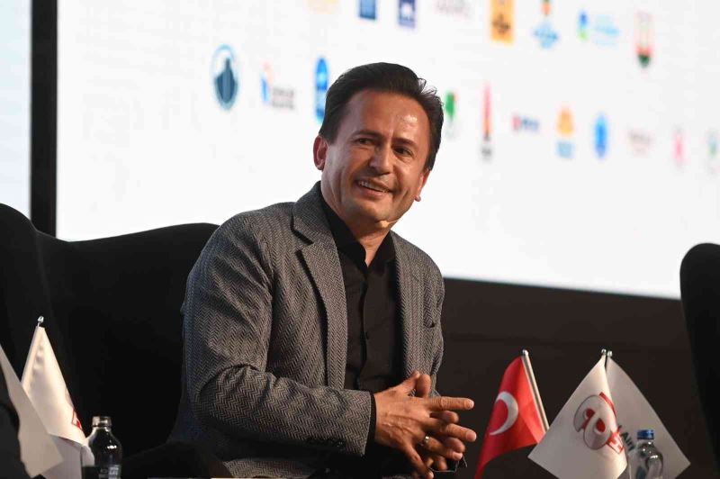 Tuzla Belediye Başkanı Dr. Şadi Yazıcı: “Dijital okuryazarlık seferberliği başlattık”
