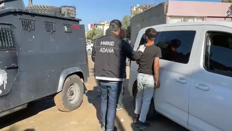 Cono’lara gündüz vakti uyuşturucu baskını
