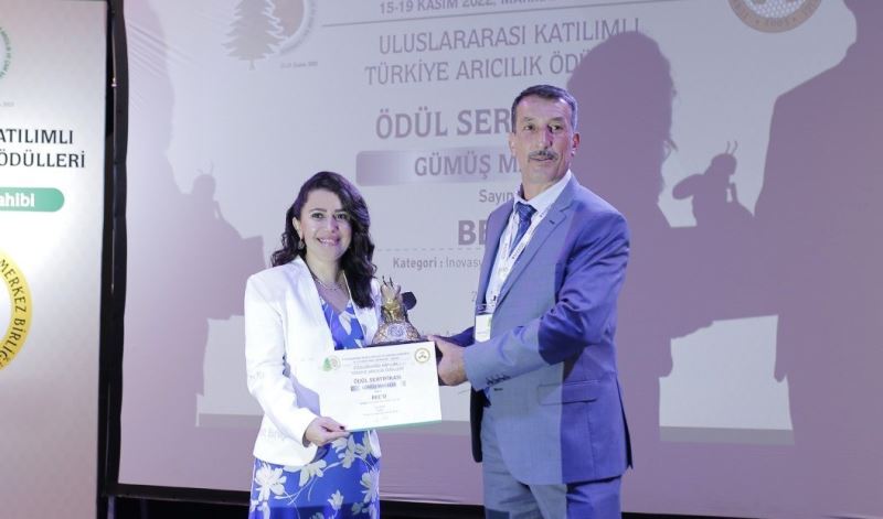Türkiye Arıcılık Ödülleri sahiplerini buldu
