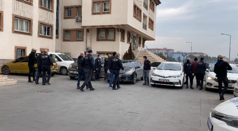 Karabük’te FETÖ/PDY’den aranan firari 5 kişi yakalandı
