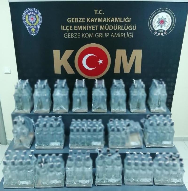 Kocaeli’de 171 şişe sahte alkol ele geçirildi: 3 gözaltı
