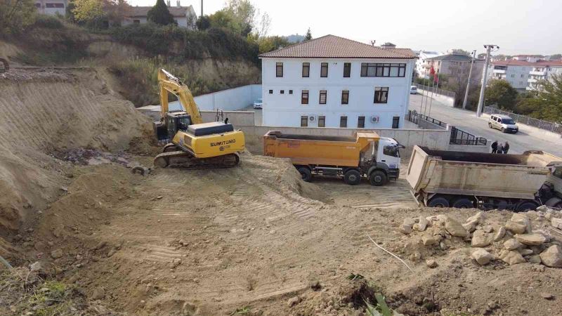 Altınova’da eğitim kalitesi yeni yatırımlarla artıyor

