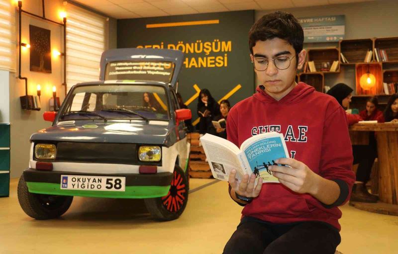 Türkiye’de ilk: Kütüphanedeki otomobil okuma oranını yükseltti
