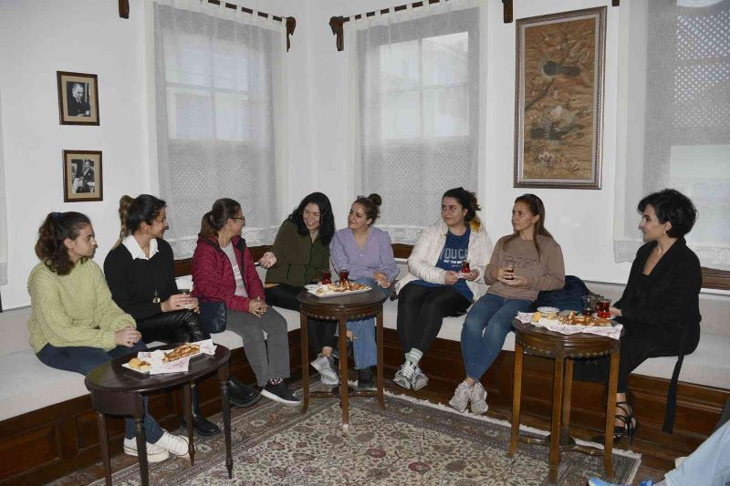 Çalıkuşu Kültür Evi özel misafirlerini ağırladı
