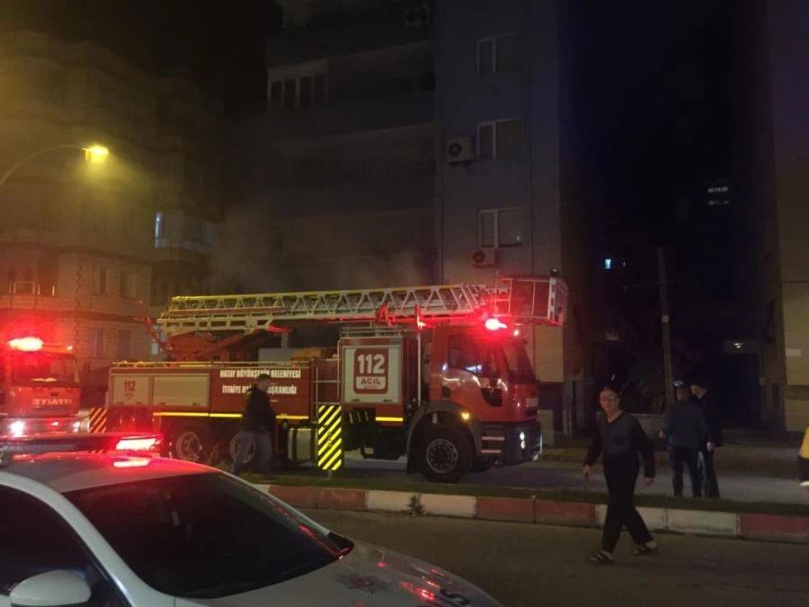 Babası ile tartıştı, kolonya dökerek evini yaktı