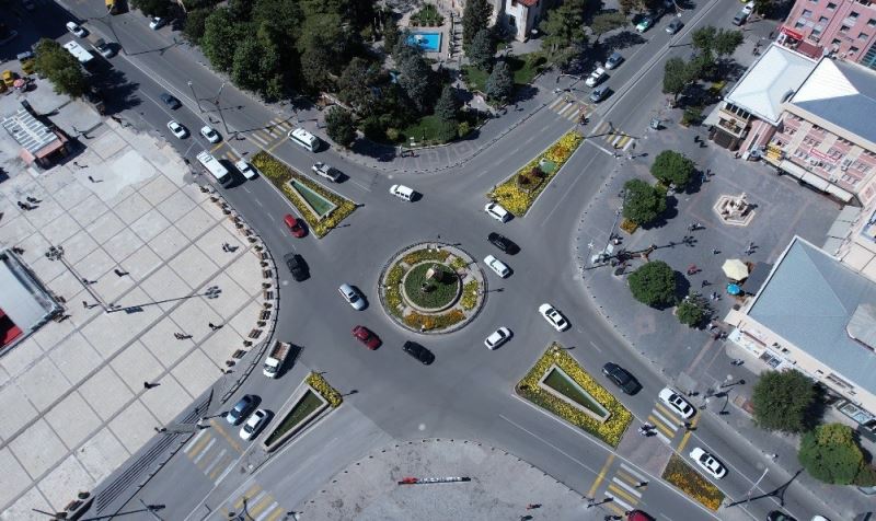 Erzincan’da trafiğe kayıtlı araç sayısı kasım ayı sonu itibarıyla 64 bin 865 oldu
