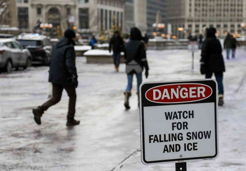 ABD’de kar fırtınasının neden olduğu kazalarda can kaybı 17’ye yükseldi
