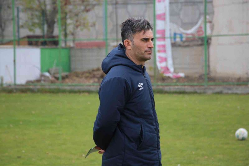 Sivas Belediyespor’da Teknik Direktör İbrahim Cezayir ile yollar ayrıldı
