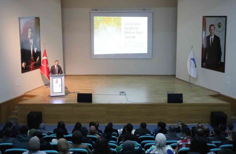 AİÇÜ’de “Uluslararası Dergilerde Bilimsel Yayın Yapma Eğitimi” semineri düzenlendi
