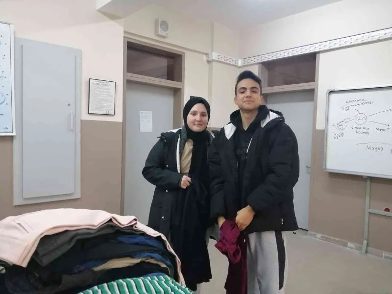 Kütahya Atatürk Anadolu Lisesi’nde, 