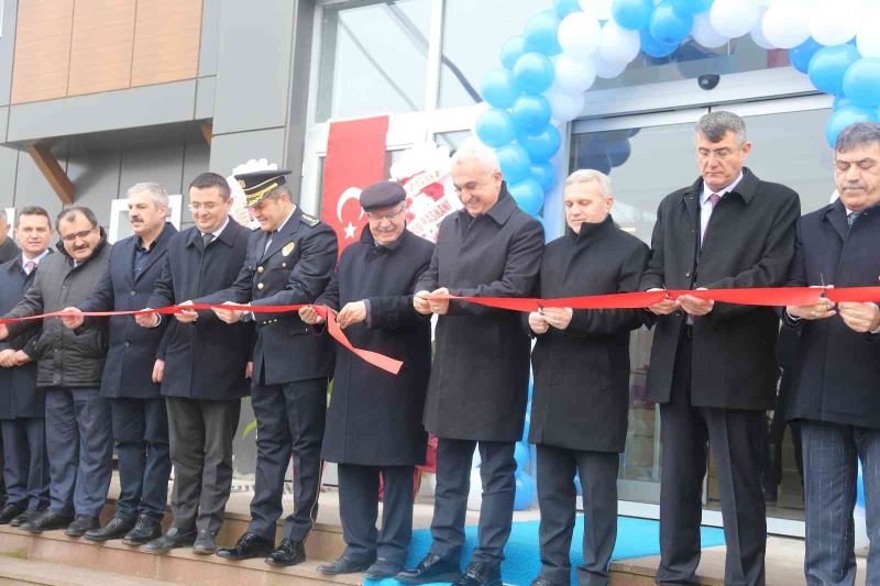 Şehit Şerife Özden Kalmış’ın isminin yaşatılacağı polis merkezi dualarla açıldı
