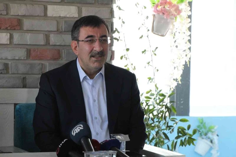 TBMM Plan ve Bütçe Komisyonu Başkanı Yılmaz: “Bingöl’de keşfedilen demir cevheri rezervi için ilk aşamada 550 milyon dolar yatırım öngörülüyor