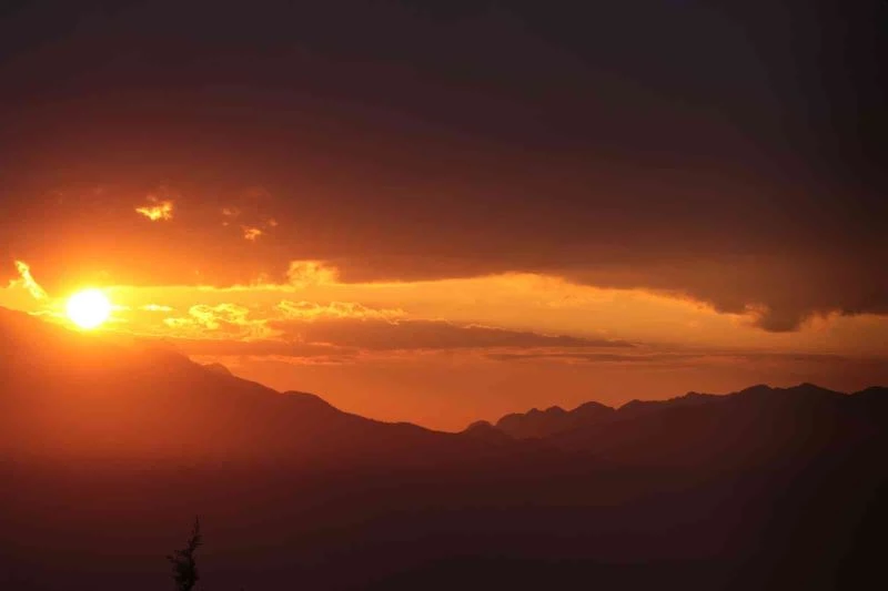 Kahramanmaraş’ta gün batımı hayran bıraktı