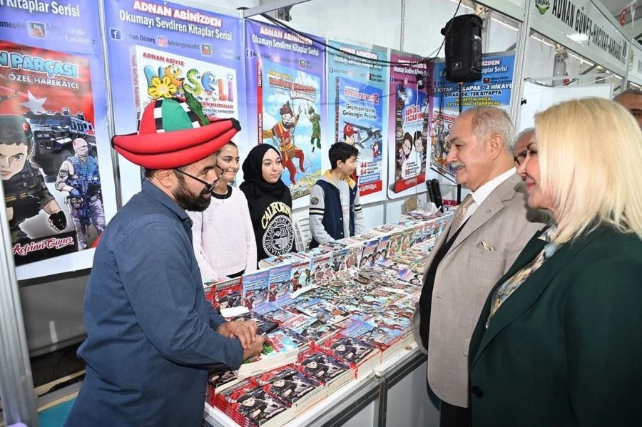 Osmaniye Belediyesi Kitap Fuarını 100 Bin Kişi Ziyaret Etti