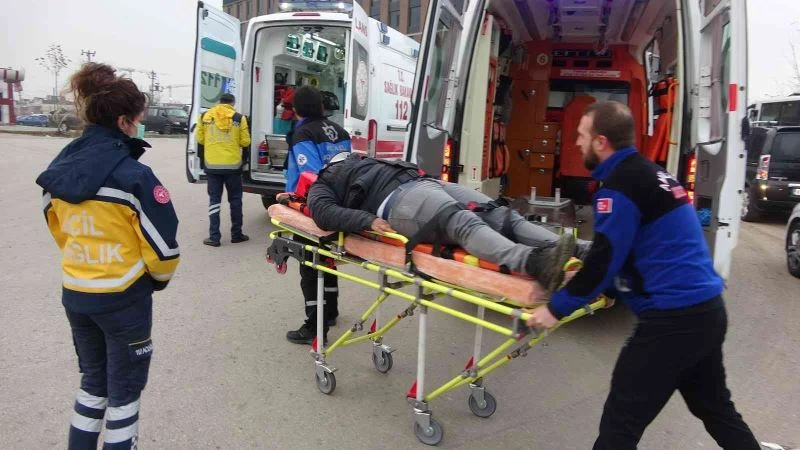 Yaralı sürücüye tesadüf müdahale
