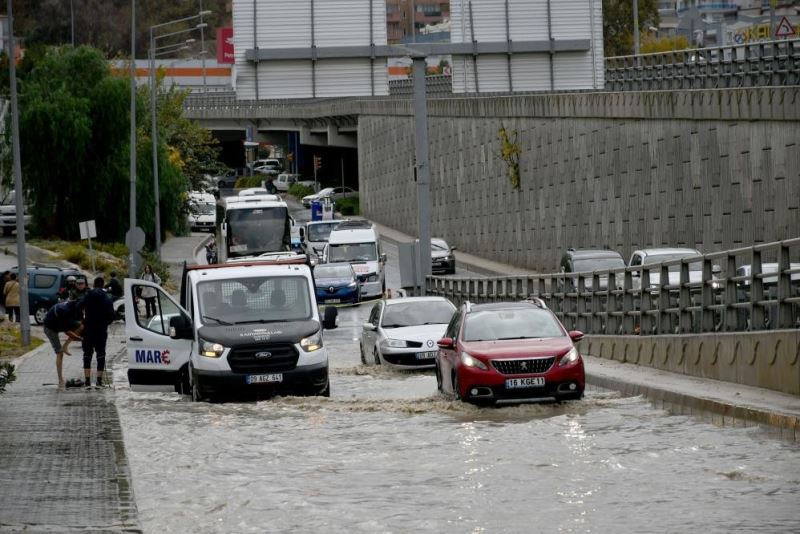 Aydın’ın batısına kuvvetli yağış uyarısı
