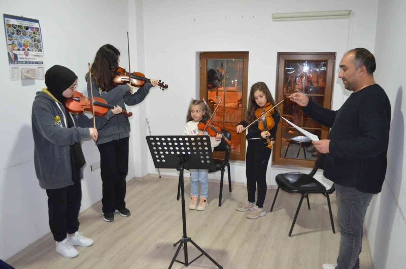 Bafra’da sanat kurslarına yoğun ilgi
