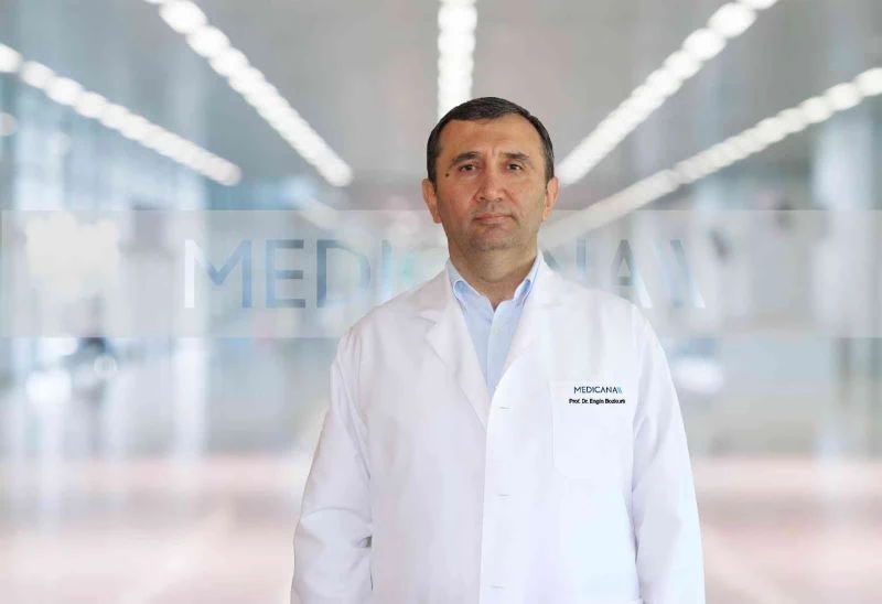 Hastaların tercihi el bileğinden anjiyo
