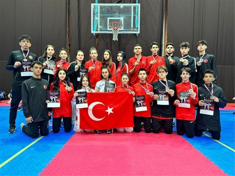 Balkan Tekvando Şampiyonası’na İzmir damgası
