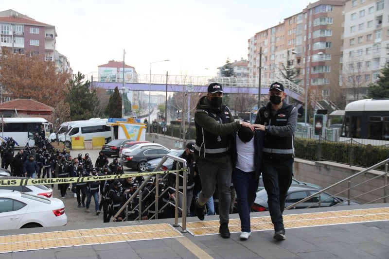 Eskişehir’deki ‘Silindir’ operasyonunda 13 tutuklama
