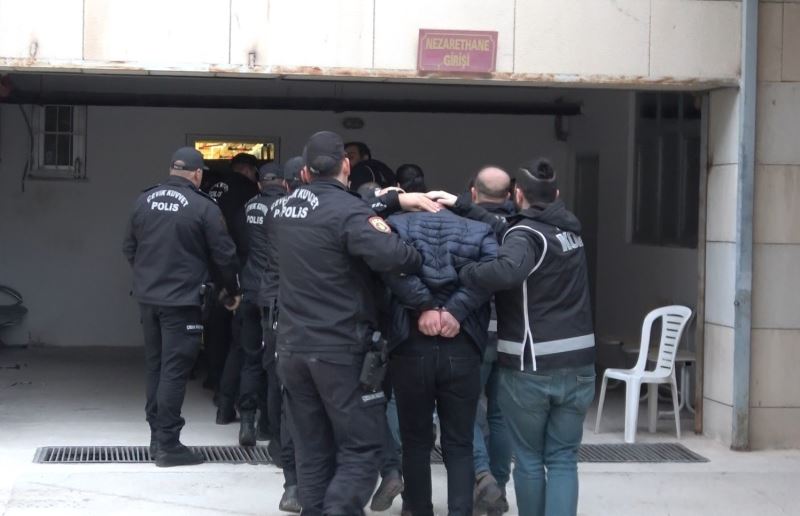 Elazığ’da ’Silindir’ operasyonunda 17 tutuklama
