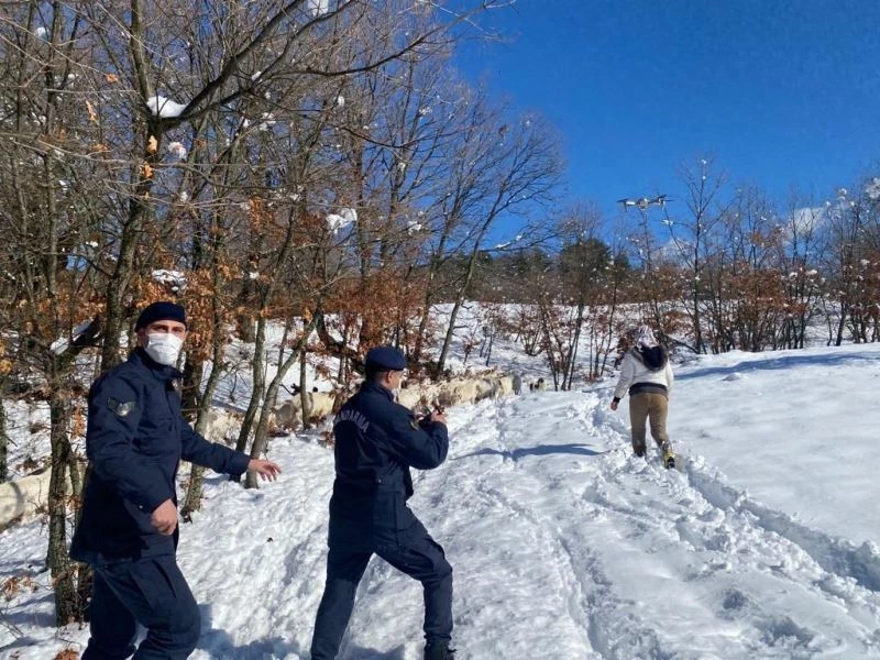 Çanakkale’de kayıp keçiler drone yardımı ile bulundu
