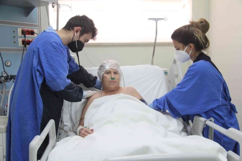 Kaşıntı şikayetiyle geldi, hem covid hem de kanser olduğunu öğrendi
