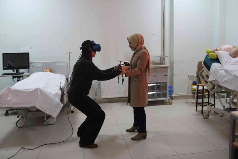 Doğum ağrılarına sanal dokunuş
