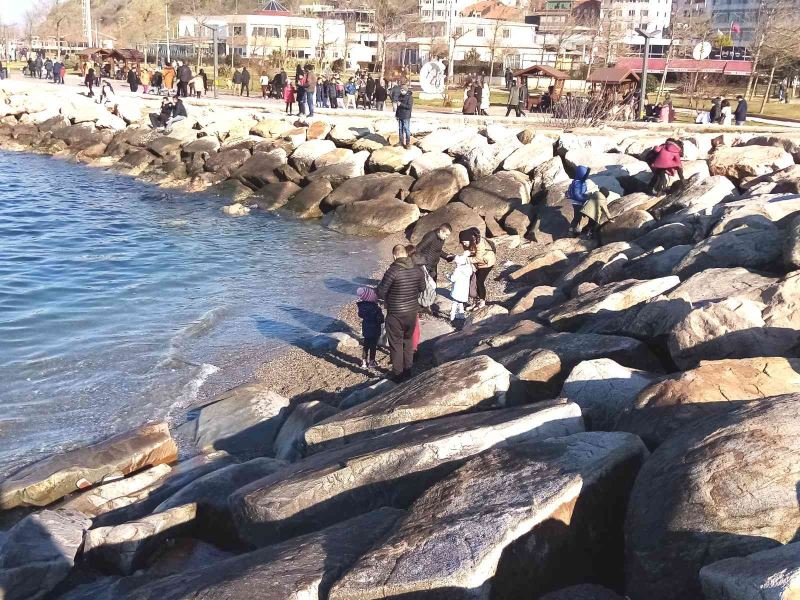 Jeoloji Mühendisi Aykan, Marmara’daki deniz suyu çekilmesini değerlendirdi
